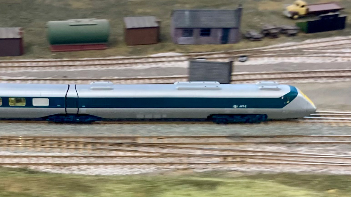 APT-E on Hereford Society of Model Engineers' "Ledbury" &copy; Phil Wright