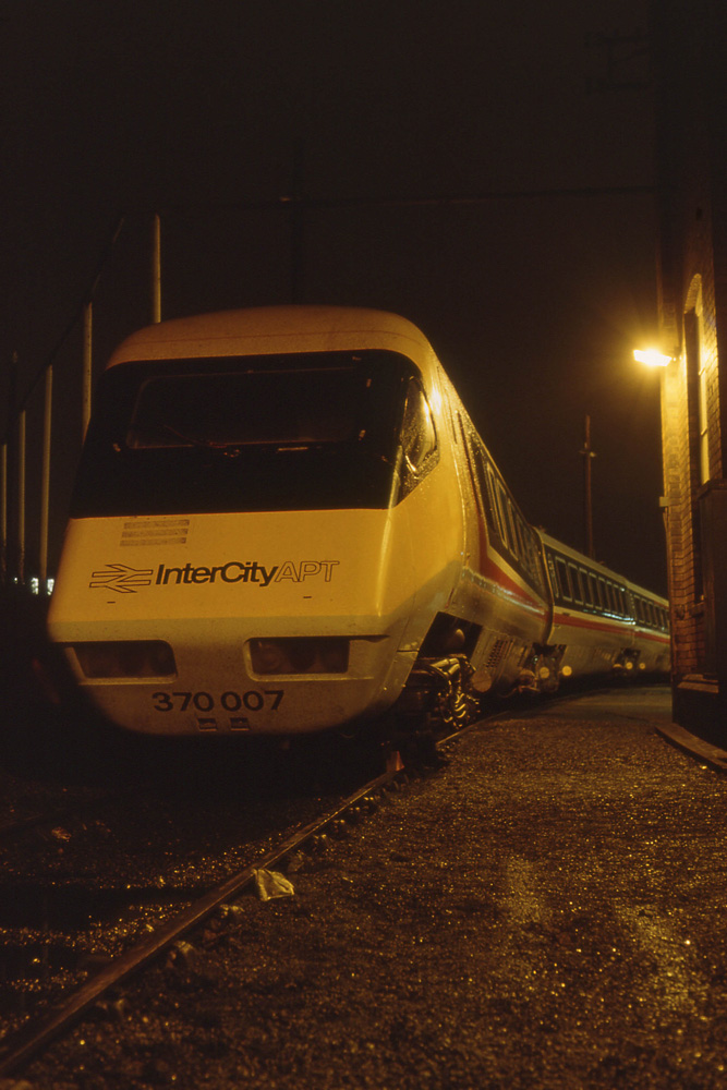 Old Oak Common 20 January 1981 &copy; Brian Daniels