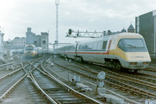 A class 37 hauls an APT-P (minus nose section) through Newcastle Central in 1982 &copy; Colin Alexander