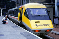 TR6 Glasgow Central station 24 August 1984 &copy; Jim Nisbet